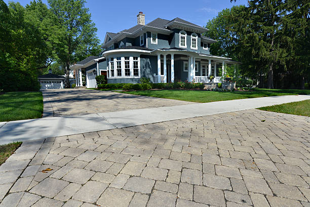 Best Professional Driveway Pavers  in Lionville, PA